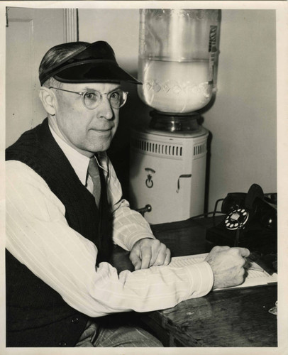 Harold with newspaperman's visor, no date