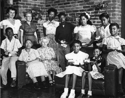 Mae Reese Johnson with children