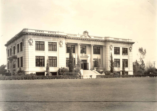 Pasadena Junior College, Louis Agassiz Building