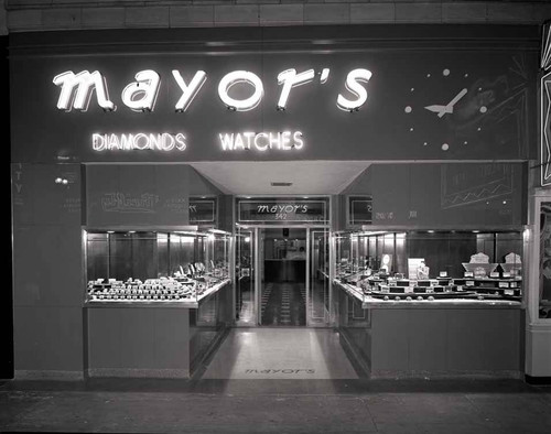 Mayor's Jewelery Co, Exterior Window Display