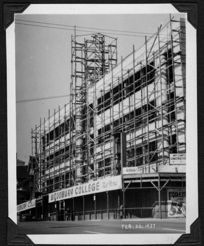 Construction of the Wilshire Boulevard campus