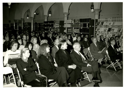 Audience Watches Kenneth Wong Lecture in the Los Angeles Times Library