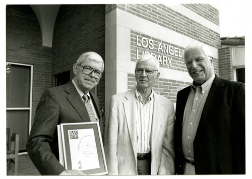 Charles Champlin, recipient of the Ray Bradbury Creativity Award, in front of the Los Angeles Times Library