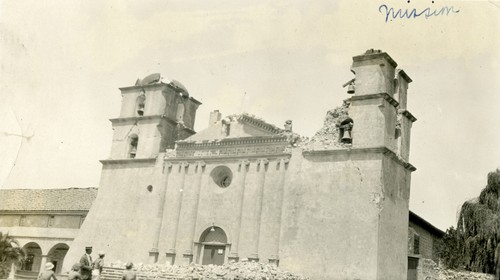 Santa Barbara 1925 Earthquake Damage - Santa Barbara Mission