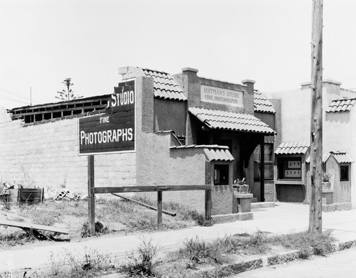 Santa Barbara 1925 Earthquake Damage - 100 Block East Carrillo Street