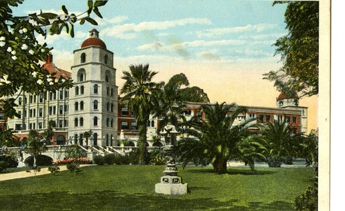 Arlington Hotel