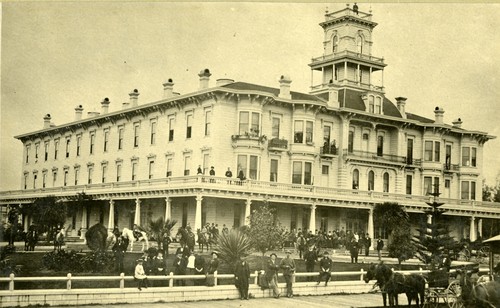 Arlington Hotel