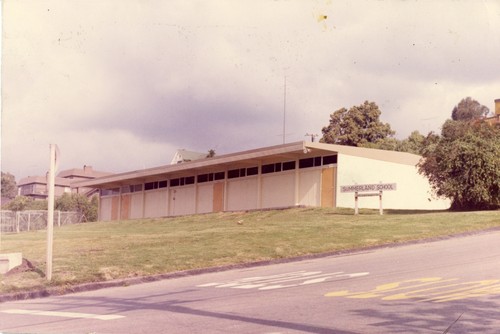 Summerland Library