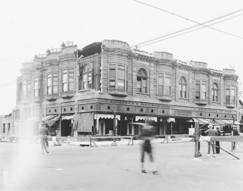 Santa Barbara 1925 Earthquake Damage - 1000 Block State Street