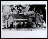 House owned by the Owens family, Los Angeles, 1884