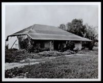 Carpenter adobe dwelling, Santa Fe Springs (vicinity) (copy photo made 1930-1989)