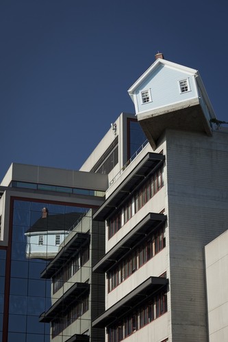 Fallen Star: view from ground level of house cantilevered out, seven stories off the ground