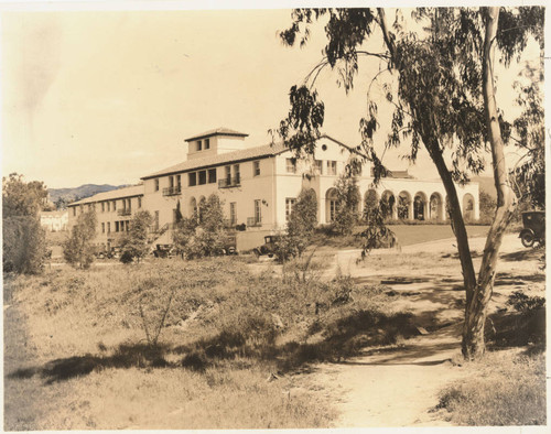 Bertha Harton Orr Hall - From south-west