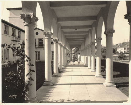 Bertha Harton Orr Hall - Colonnade