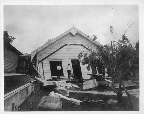 Earthquake-damaged house in Santa Rosa