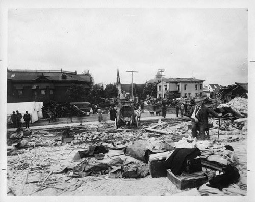 Busy Fifth Street, Santa Rosa, scene after the 1906 earthquake