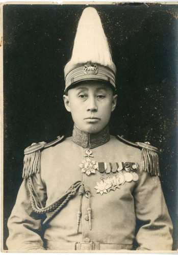 Formal portrait of Major General