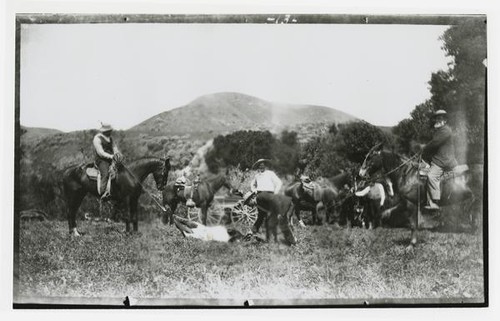 Roping in the field, El Roblar Rancho