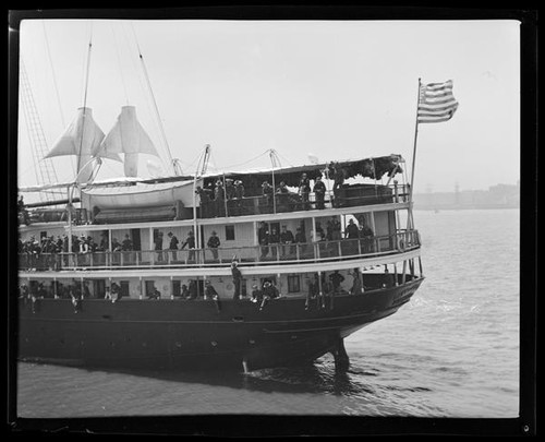 Troops departing for Philippines aboard S.S. City of Puebla, San Francisco Bay