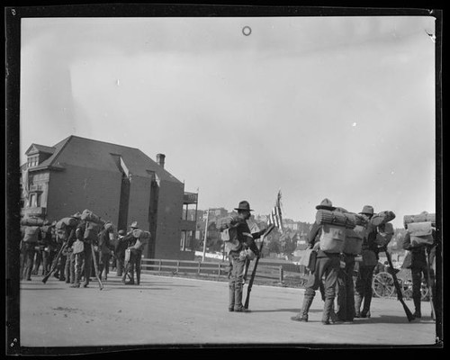 Spanish-American War Expedition leaving for Manila, Van Ness Avenue, San Francisco