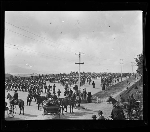 Spanish-American War Expedition leaving for Manila, Van Ness Avenue, San Francisco