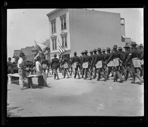 Spanish-American War Expedition leaving for Manila, Van Ness Avenue, San Francisco