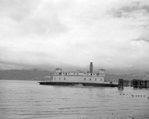 Martinez-Benecia Auto Ferry