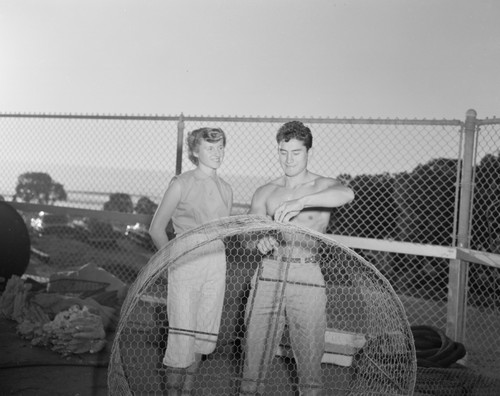 Building fish traps for Scripps Institution of Oceanography Aquarium