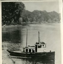 Steward Bros. tug, "Picket" underway on the Sacramento River near Smiths Mounds