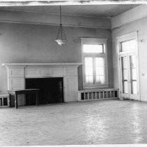 Photograph of interior of a residence in Jerome, Arizona