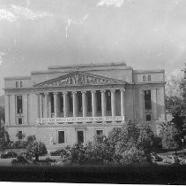 State Library and Courts Building