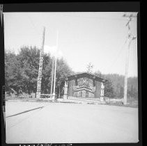 Totem Pole and Building