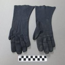 Glove