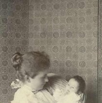 Evelyn Carolan Timlow with baby Emily Carolan Timlow