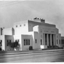 Veterans Memorial Hall in Eureka