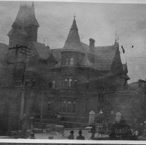 Hopkins Institute of Art on fire. 11 A.M. 19th [April, 1906]