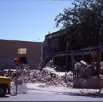 View looking west along the K Street Mall from 13th Street