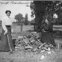 U.S.G.S. Camp Broderick, Cal. (Mrs. Wm. Stranahan & A.M. Fontaine) U.S.G.S. Camp Broderick, Cal. (Mrs. Wm. Stranahan & A.M. Fontaine)