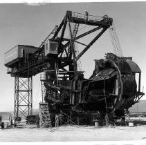 San Luis Dam construction equipment