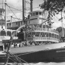 River boats, Claremore Queen, Pride of Paduca