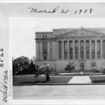 Libralry & Courts building