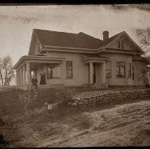 Exterior view of the Johnson residence in Fair Oaks, circa 1908