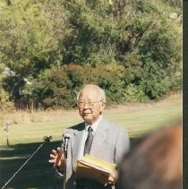 Tule Lake Linkville Cemetery Project 1989: Henry Taketa Delivers a Speech