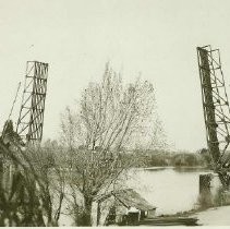 Walnut Grove Bridge Construction