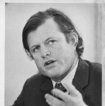 Senator Edward M. Kennedy, in Sacramento for hearings/training on Indians