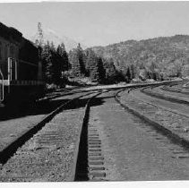 Last diesel engine leaves Southern Pacific's switching yard in Dunsmuir