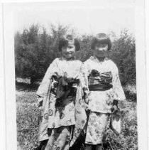 Hisako Hirose and Barbara Sakai in Japanese costume