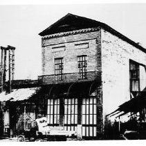 Springfield Brewery (right), Tuolomne Engine House (left), ca 1920