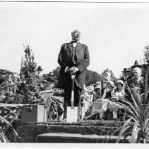 Exterior view of the ground breaking ceremony for Building 1 of the state capitol extension project in 1922