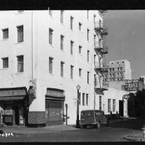 Merchant Street Between 6th and 7th